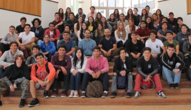 Estudiantes de primer año cursan Taller de Introducción a la Matemática Universitaria