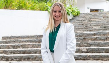 Macarena Soto, presidenta CEENV 2023: «Queremos incentivar la innovación ecológica dentro de la Escuela de Negocios para que el estudiantado tenga un futuro más sostenible»